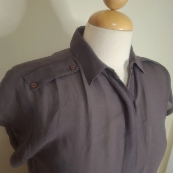 Surface to  air sheer short sleeve hidden button 100% silk top SZ M - Picture 2 of 7